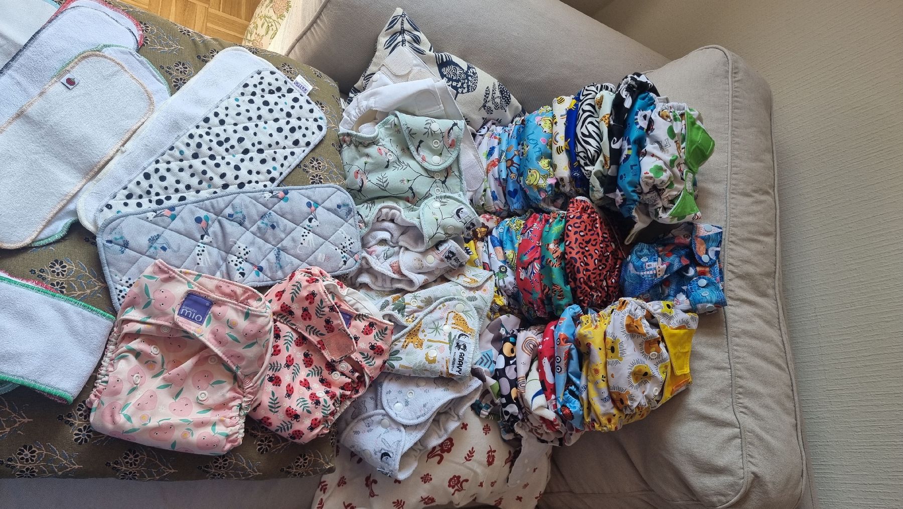 Bacs à couches & couches: Lot de 40 couches lavables et 37 inserts  – D'occasion à Vevey par fer3ica 6