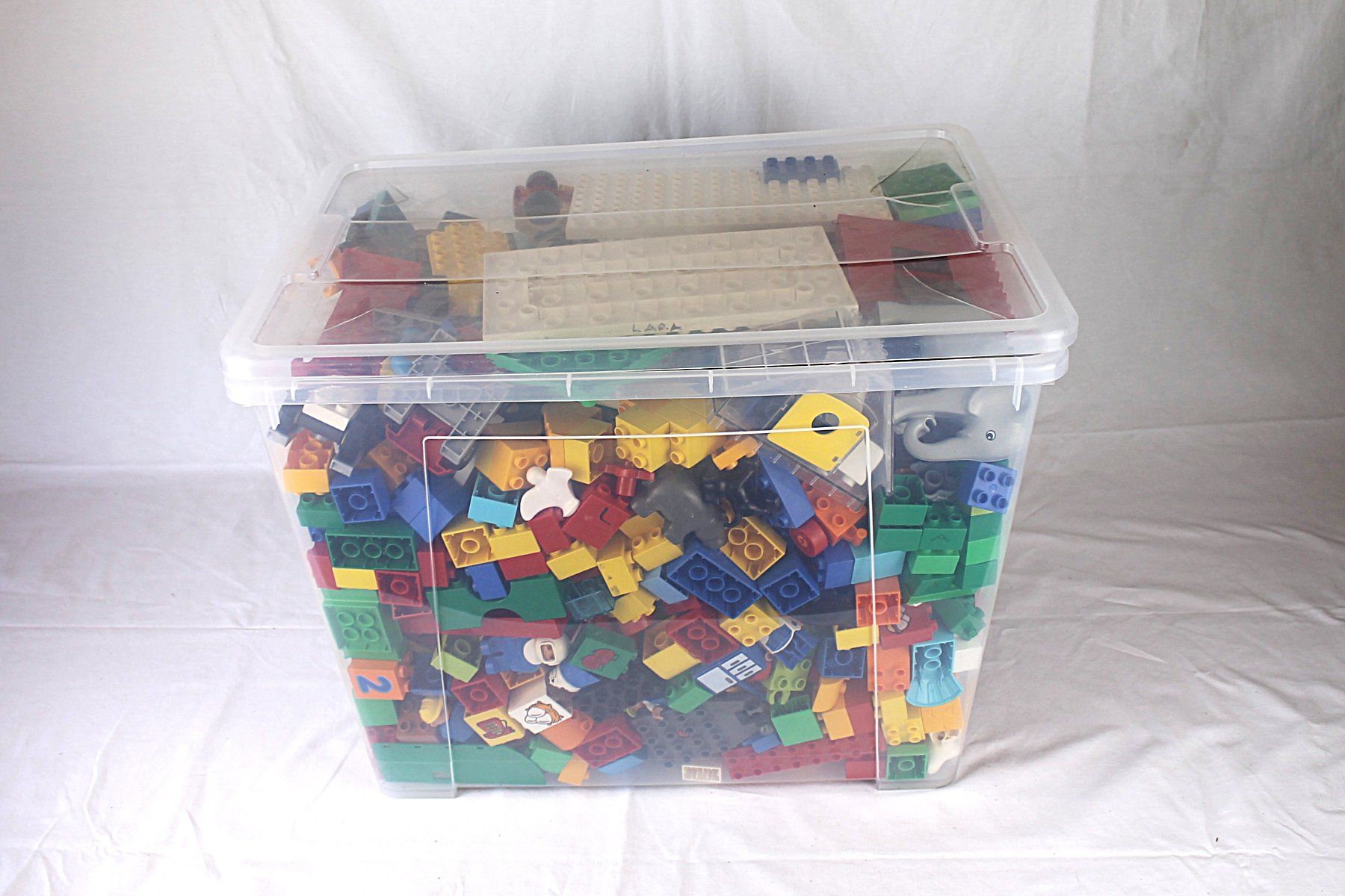 Lego Giocattoli: Lego Duplo 13.7kg – Usato da Reinach BL venduto da bk_brockireinach