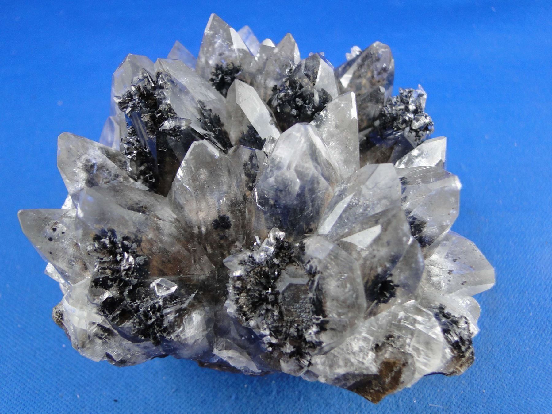 Minerali & Pietre curative: Calcit mit Sulphid-Einschluessen – Usato da Schinznach Bad venduto da Demerald 7
