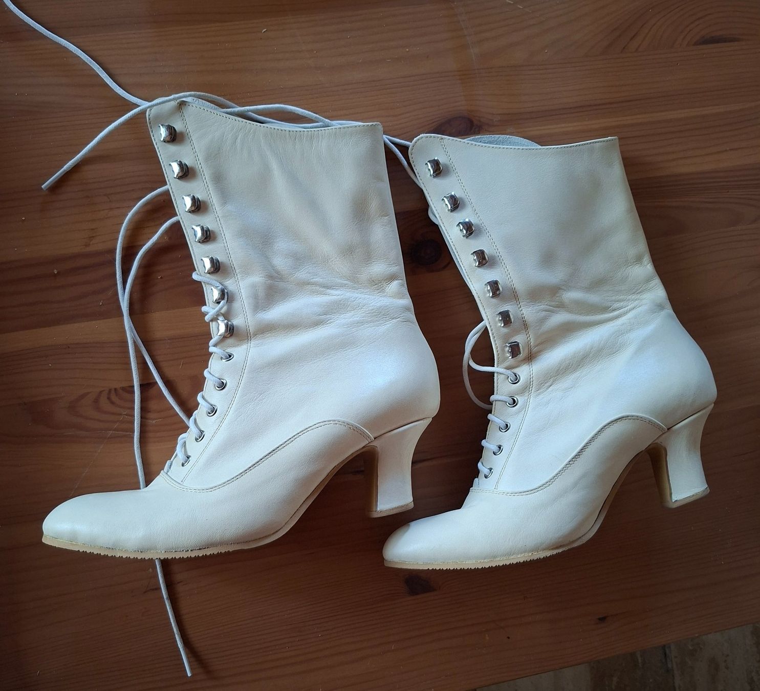 Scarpe da donna: Lederstiefeletten, neuwertig – Usato da Bad Zurzach venduto da kay_58q6 1