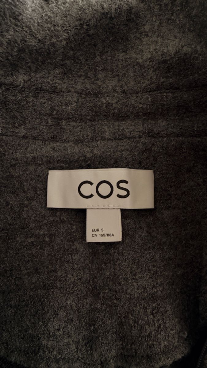 Cos Pullover & Sweatshirts: Pullover COS – Neu und originalverpackt aus Wallisellen von SKO96 1