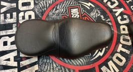 Orig. SATTEL  FÜR HARLEY DAVIDSON SPORTSTER MODELLE AB 2004