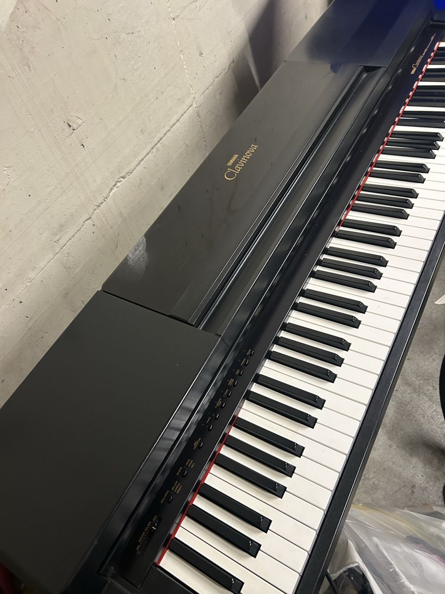 Yamaha Strumenti musicali: Yamaha Clavinova CLP-560 /E-Piano – Usato da Bottmingen venduto da soulfever