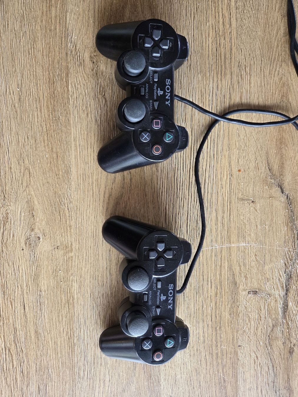 Sony Console: Console PlayStation 2 Saphir noire 2 manettes bon état – Usato da Ballaigues venduto da quentin7 3