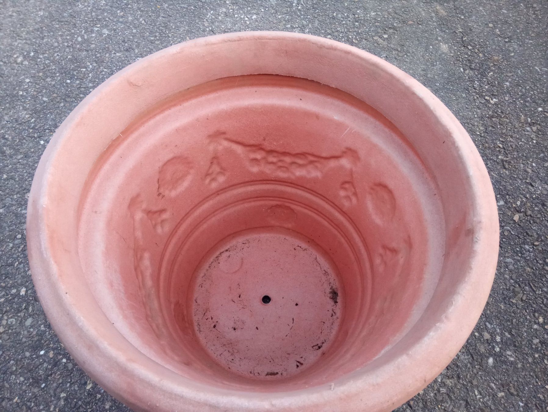 Blumentöpfe: Blumentopf Terrakotta Look, 50 cm Durchmesser – Gebraucht aus Hüswil von benigreen01 2