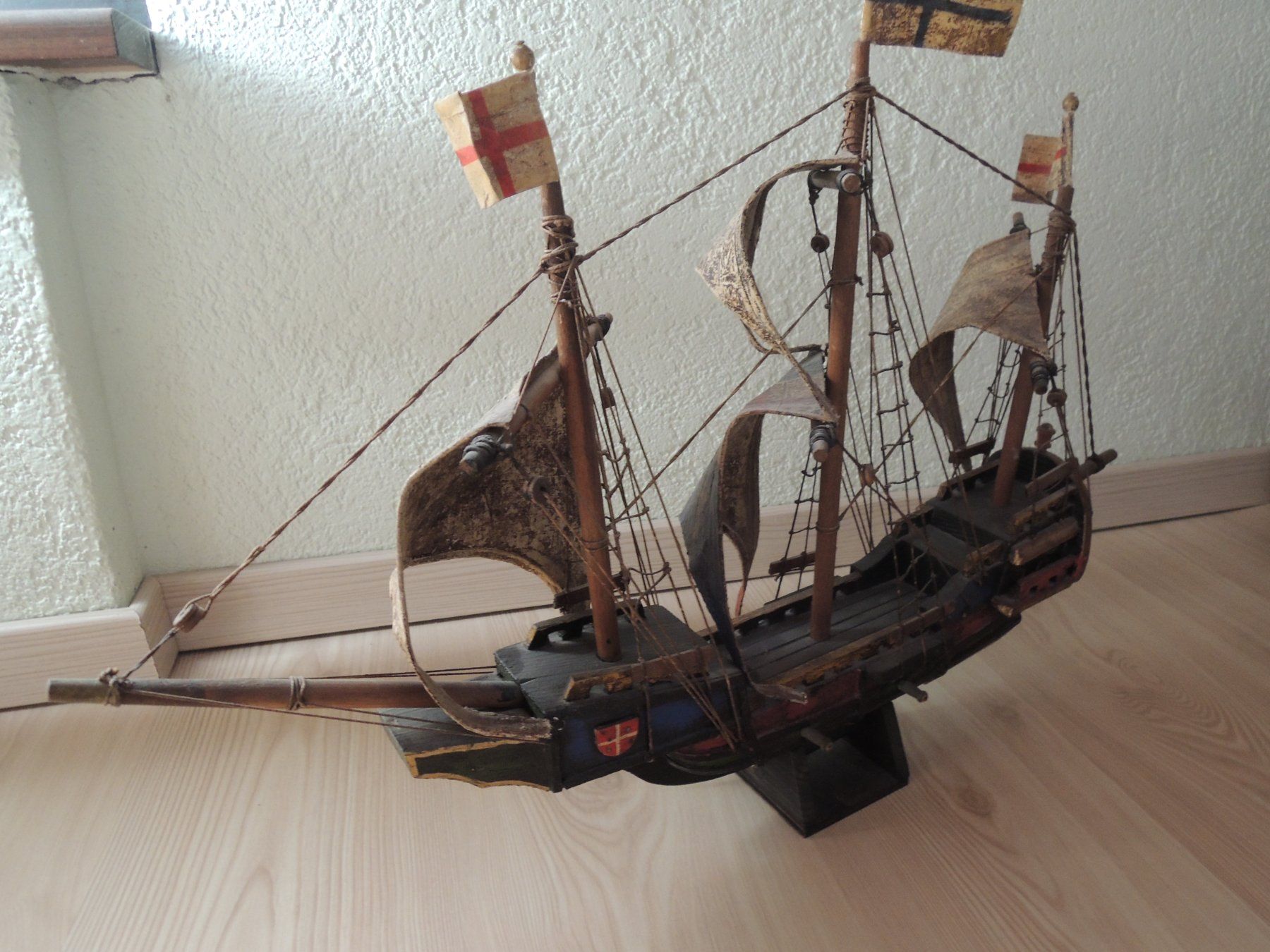 Modellbausätze & Standmodelle: Modelschiff (altes Piratenschiff) Länge 60cm – Gebraucht aus Uznach von rut_xrx5 7