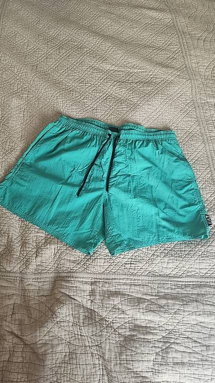 Costumi da bagno: Short de bain Armani – Usato da Lonay venduto da Turchinu