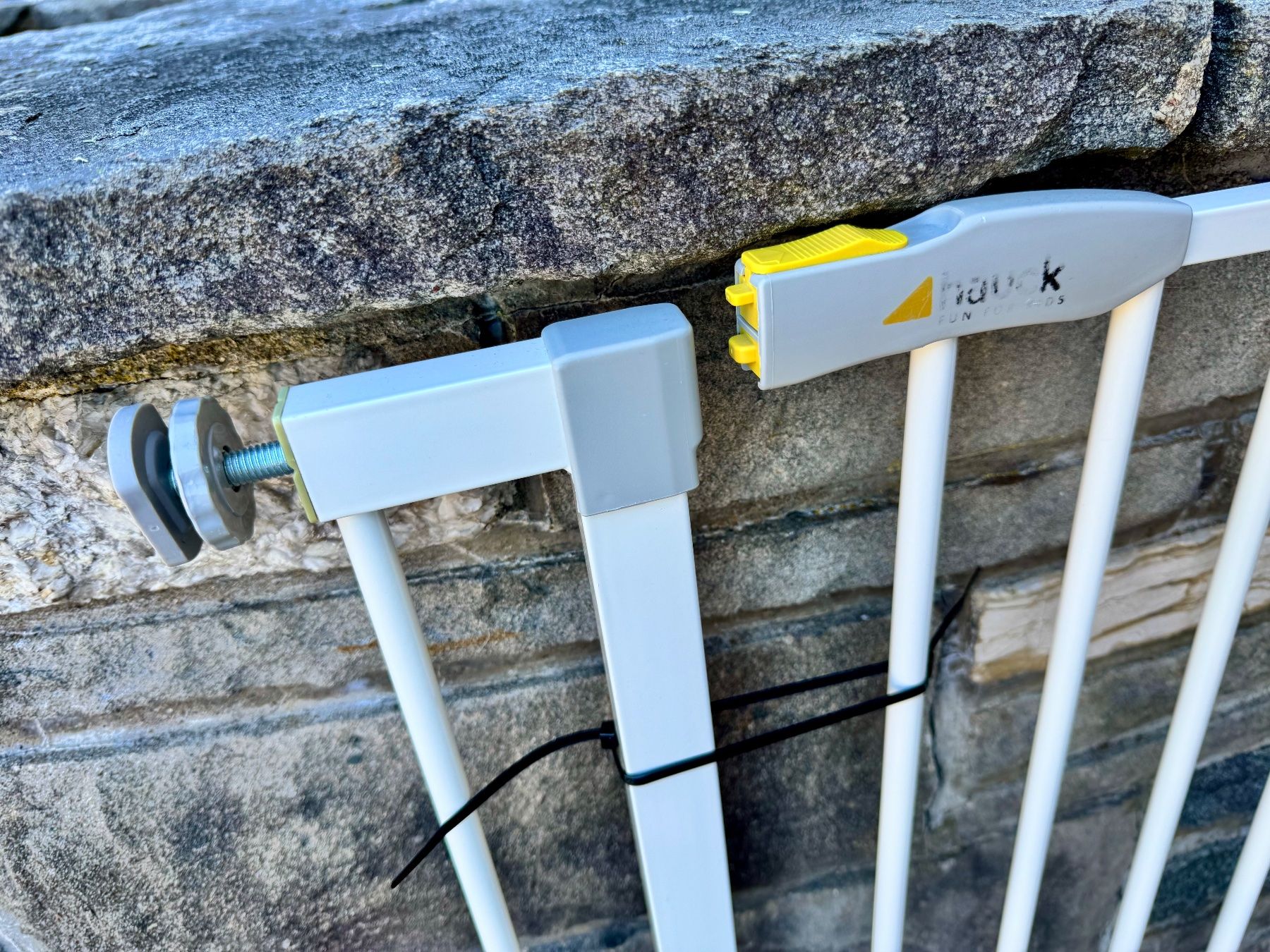 Tutto per la sicurezza: hauck Türschutzgitter Clear Step White – Usato da Gommiswald venduto da Aloha.Spirit 1