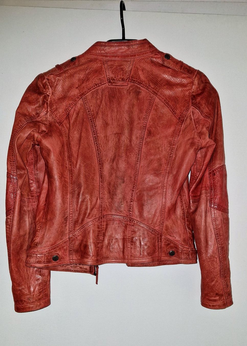 Giacche: Veste en cuir Gipsy – Nuovo (secondo la descrizione) da PORRENTRUY venduto da tin_ff6p 1