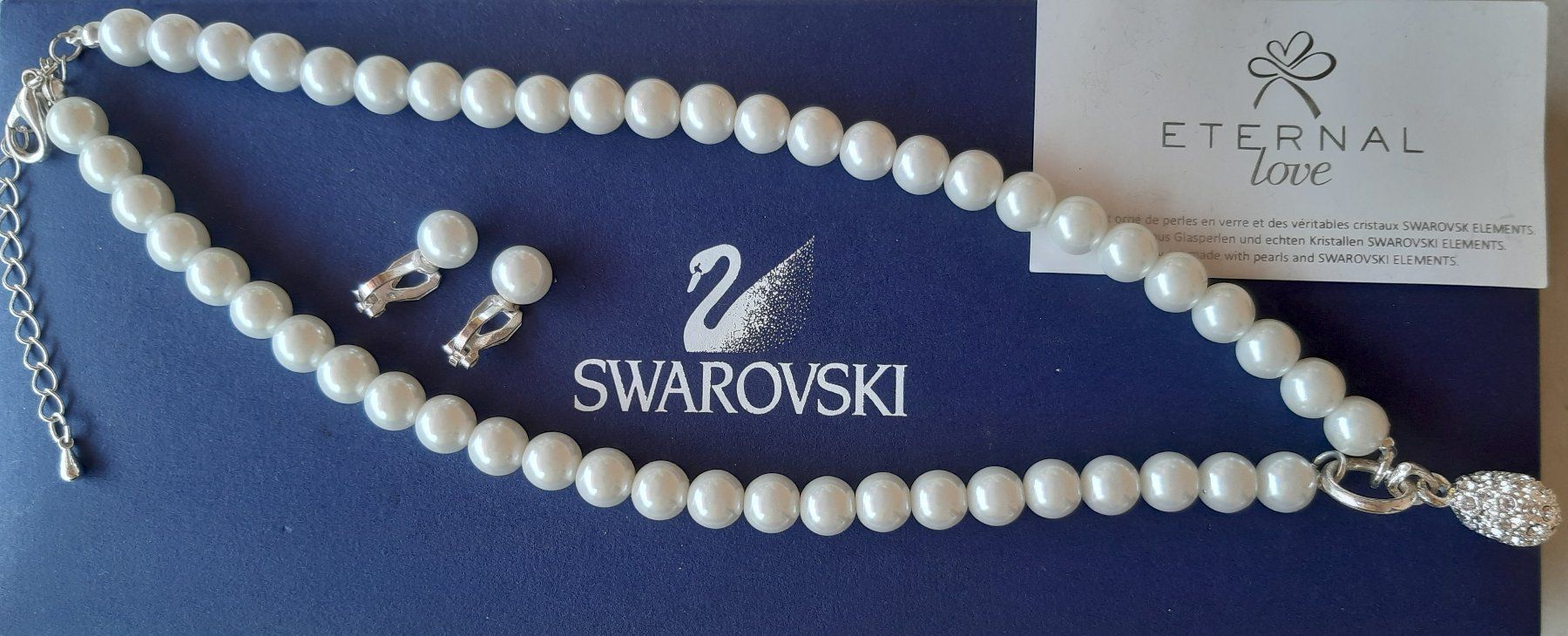 Swarovski Catenine: Wunderschöne Perlenkette mit Ohrsteckern von Swarovski – Nuovo (secondo la descrizione) da Arch venduto da Drosselbart 3