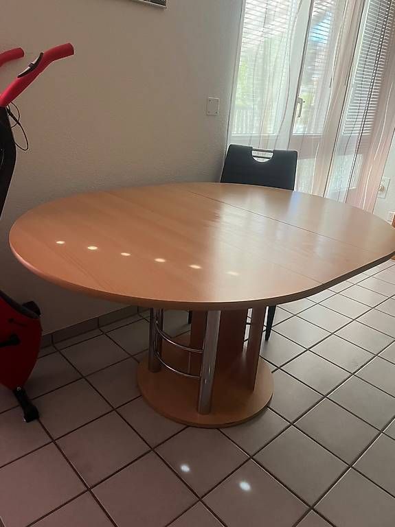 Tavoli: Esszimmertisch ausziehbar  – Usato da Amsoldingen venduto da Polo2007 3