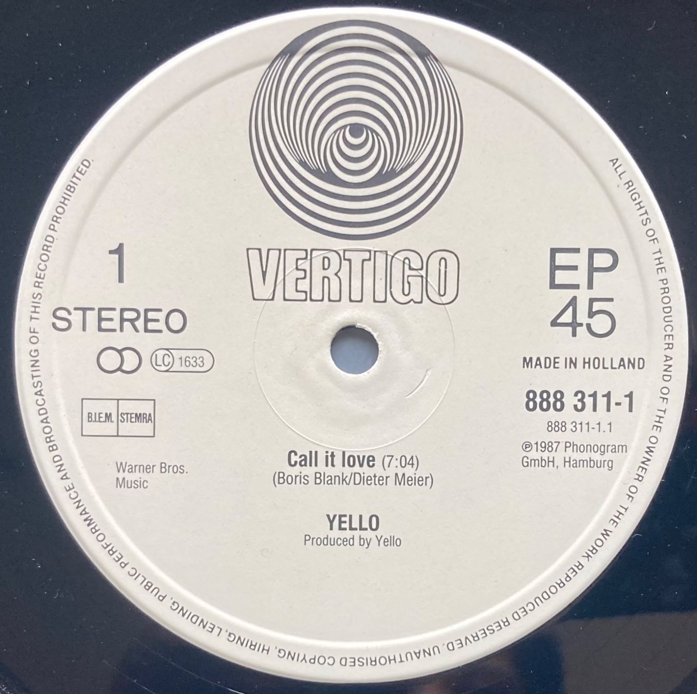 Vinyles: YELLO - CALL IT LOVE – D'occasion à Poliez-Pittet par Newtown-Records 2