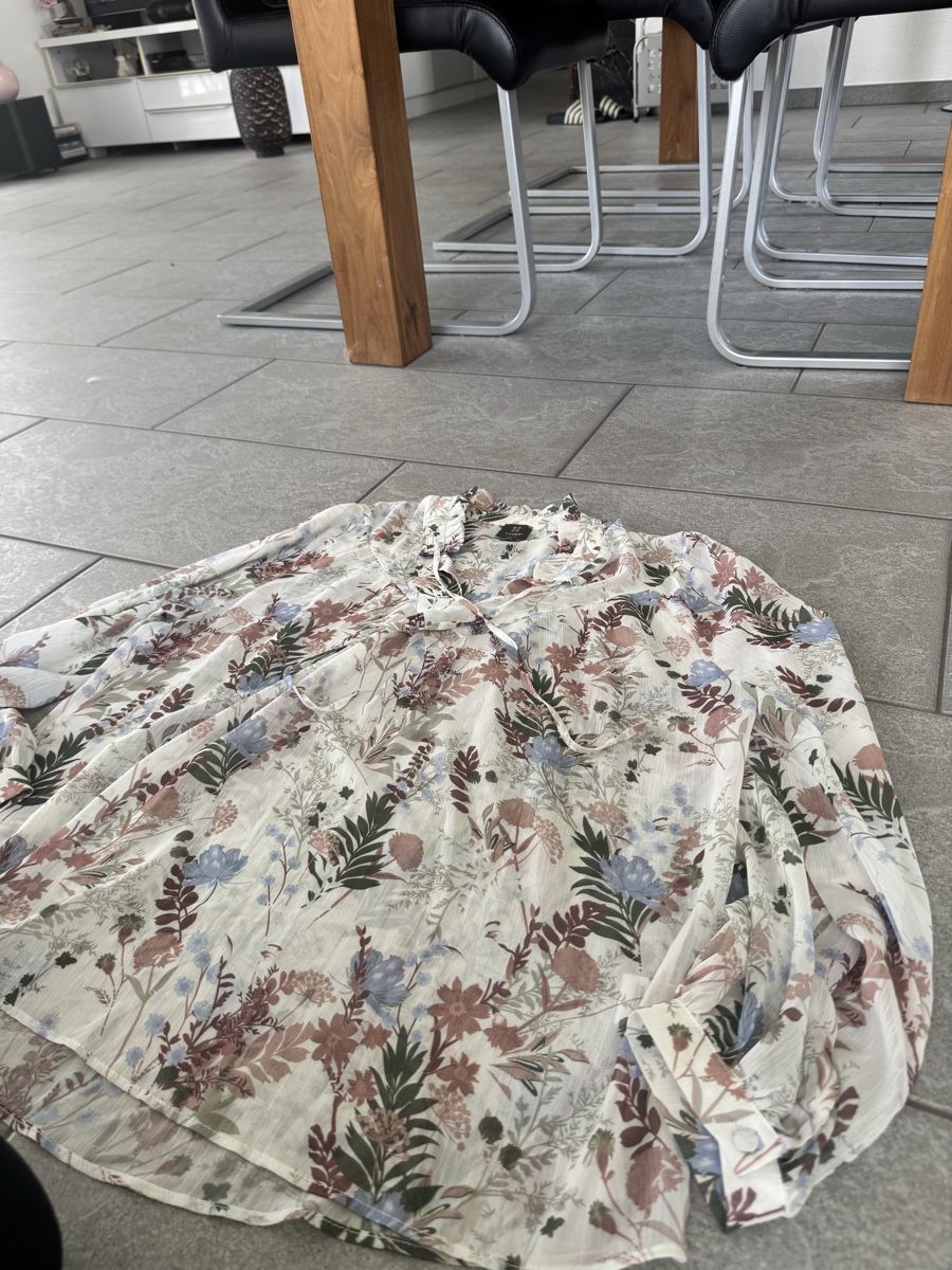 Manor Camicette: Damen Bluse floral   – Usato da Roggwil BE venduto da joana.a16 3