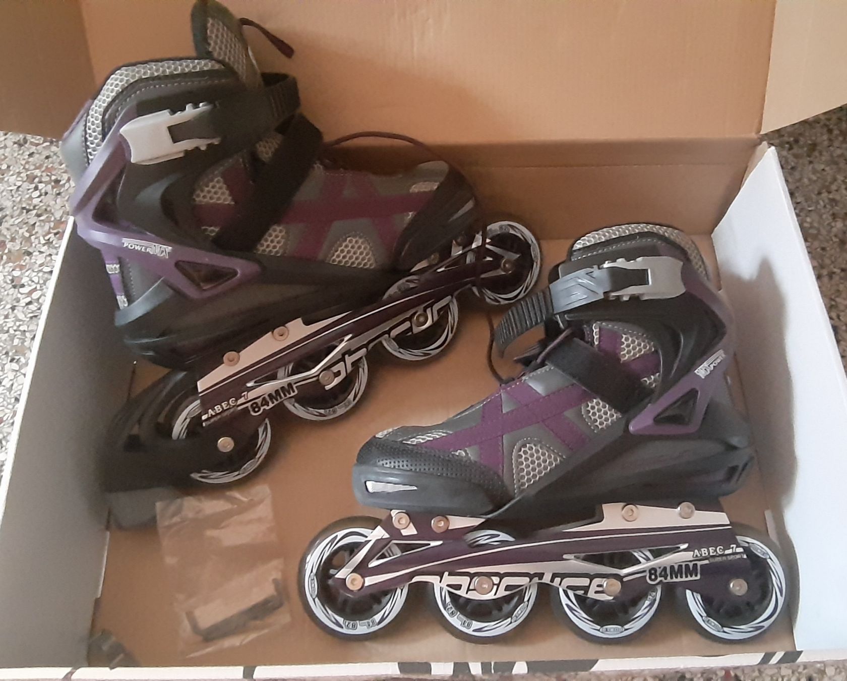 Obscure Pattini in linea & Pattini a rotelle: Inlineskates, Gr. 39 – Nuovo e nell'imballaggio originale da Zürich venduto da Venecia25 5