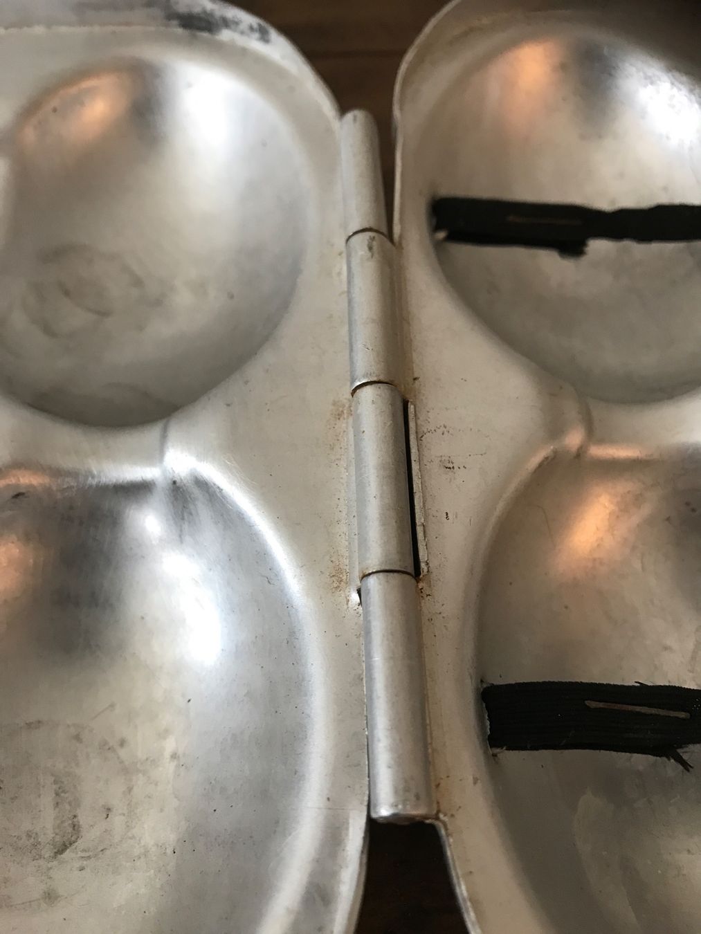 Contenitori & Simili: Eier Behälter Aluminium – Usato da Rapperswil SG venduto da cosiba01 5