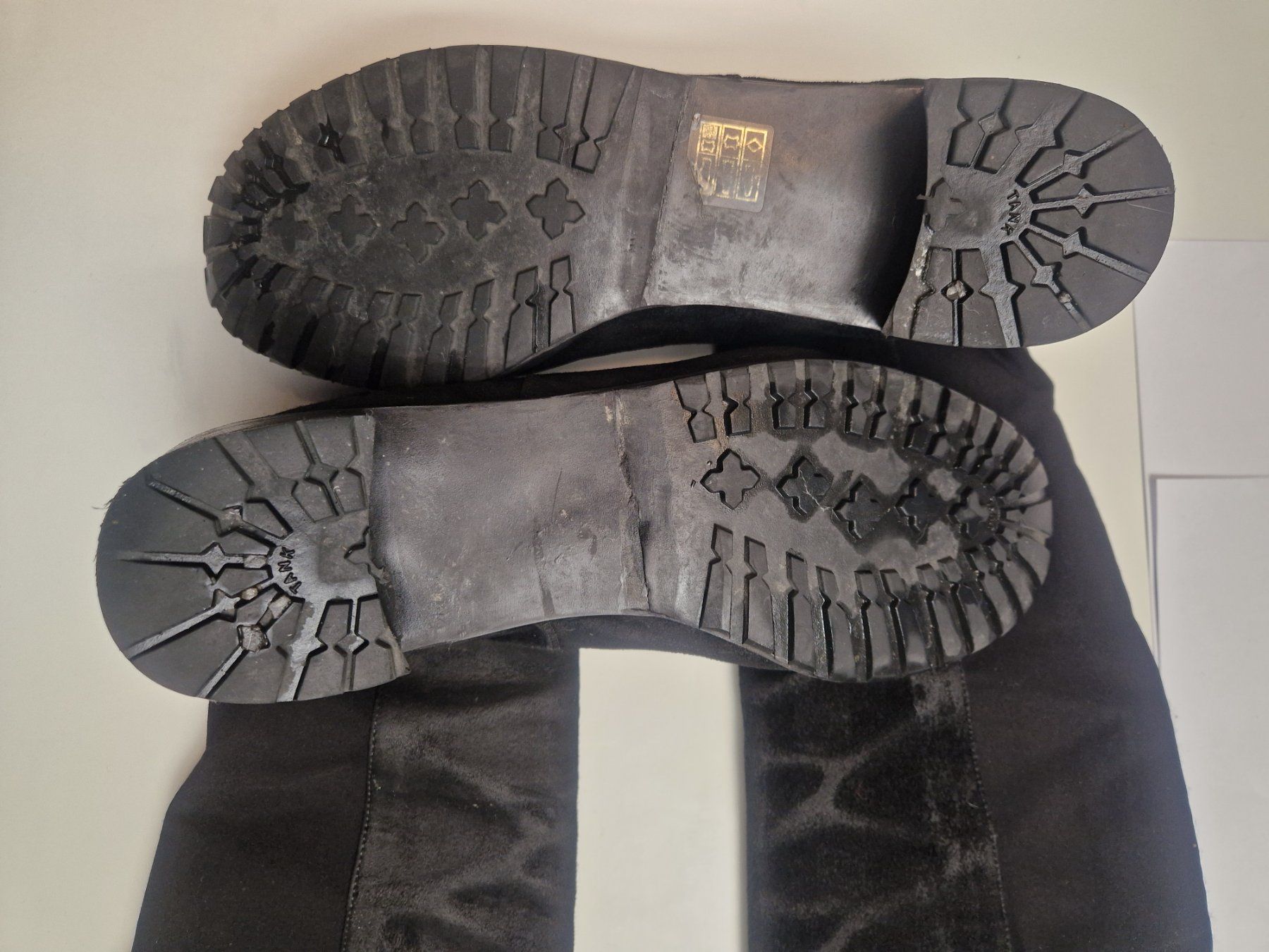 Chaussures femmes: Bottes dame Stuart Weitzman noires 42 – D'occasion à Fribourg par ego_8qg2 2