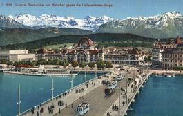 Luzern, 3 Trams (Strassenbahn) auf der Seebrücke, gel. 1938?
