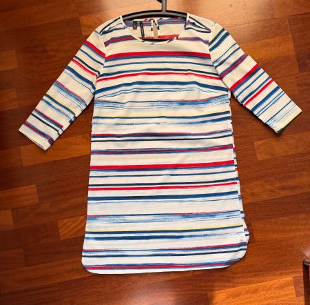 Kurzes Kleid - Marke: Mango - Grösse: XL