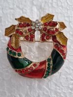 Schöne Weihnachtsbrosche, goldfarben