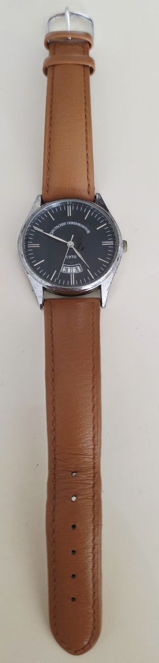 Orologi: Uhr Deutsches uhrenkontor – Usato da wetzikon venduto da Bestedienste