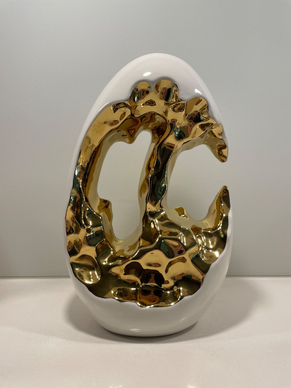 Sculture & Statue: Skeleton Carved Eggs Sculpture (weiss/gold) – Usato da Zürich venduto da plumita 1