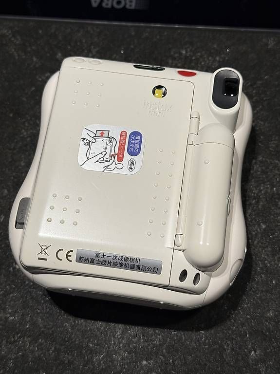 Fujifilm Fotocamera: Instax mini 25 Kamera in weiss – Usato da St. Gallen venduto da das_986c 1