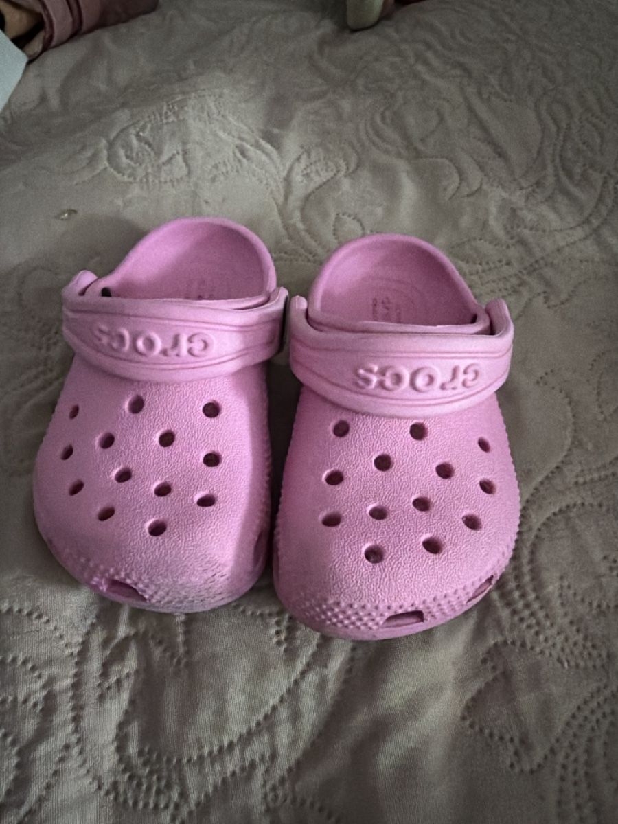 Crocs Scarpe per ragazzi: Crocs Gr.C6 (22-23)  – Usato da Berneck venduto da les_jh5r
