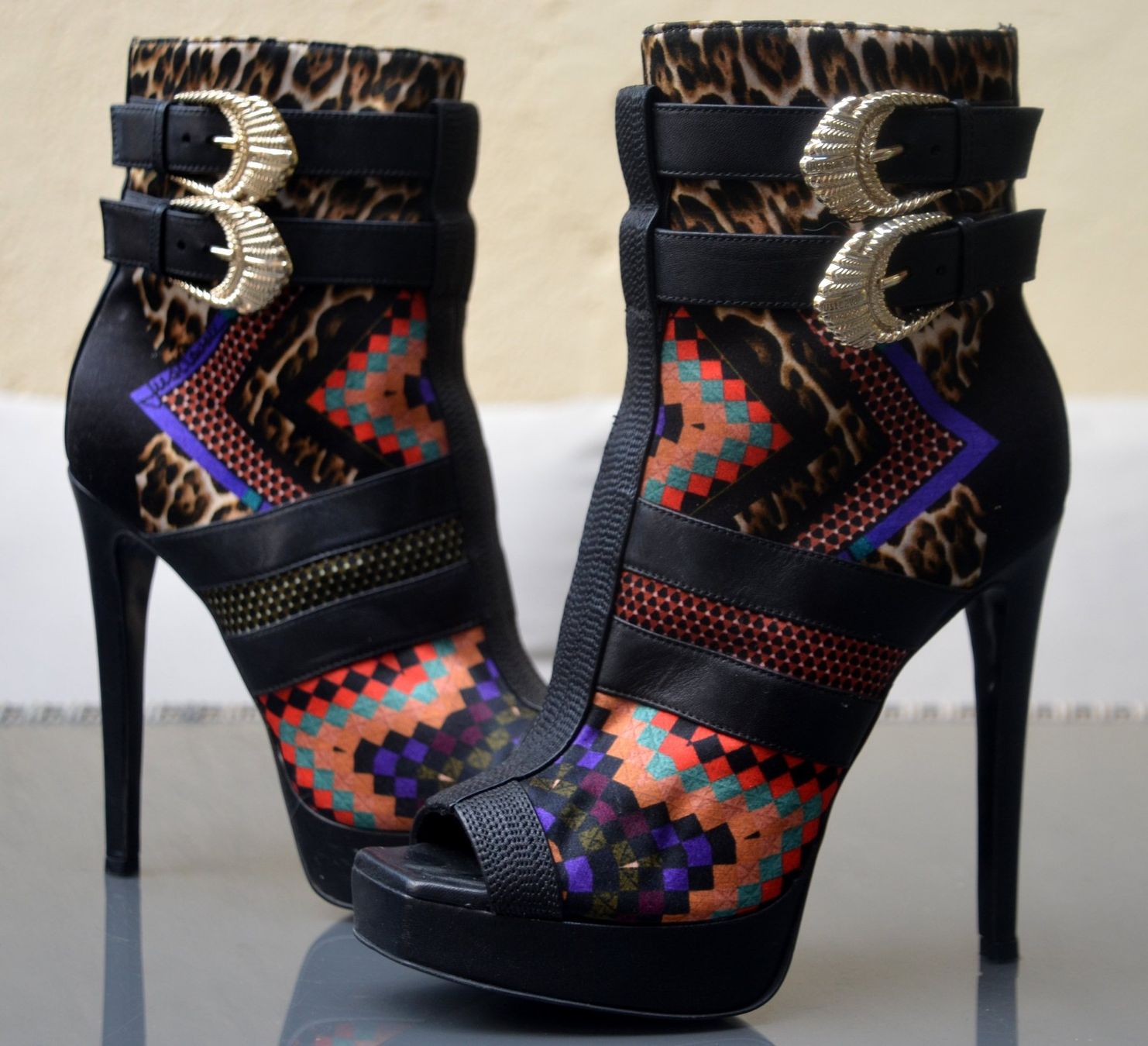 Scarpe da donna: Just Cavalli Stiefeletten / bottines .37 – Usato da Collonges venduto da arashee 1