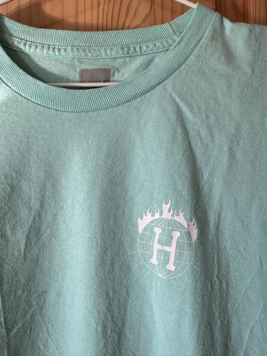 T-shirt: HUF x Thrasher T-Shirt, hellblau, Gr. L – Usato da Hergiswil NW venduto da kaufe_bei_kaufmann 2