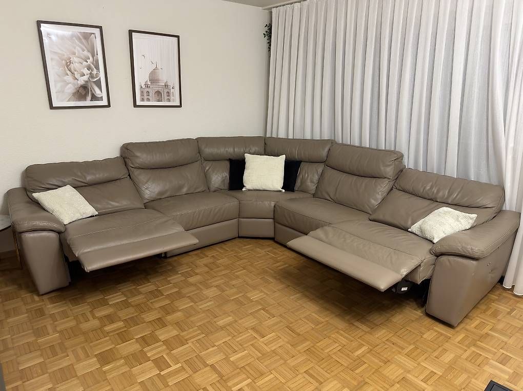 Divani: Grosses Leder-Ecksofa Taupe mit elektrischer Relaxfunktion – Usato da Zürich venduto da ceko8048 3