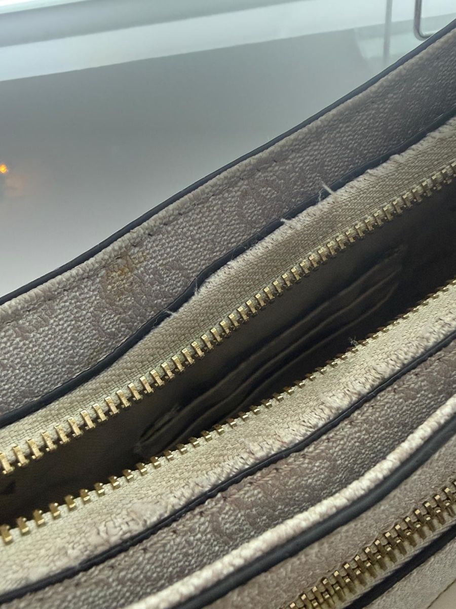 Guess Taschen für Damen: Guess Handtasche – Gebraucht aus Brunnen von san_7gww 5