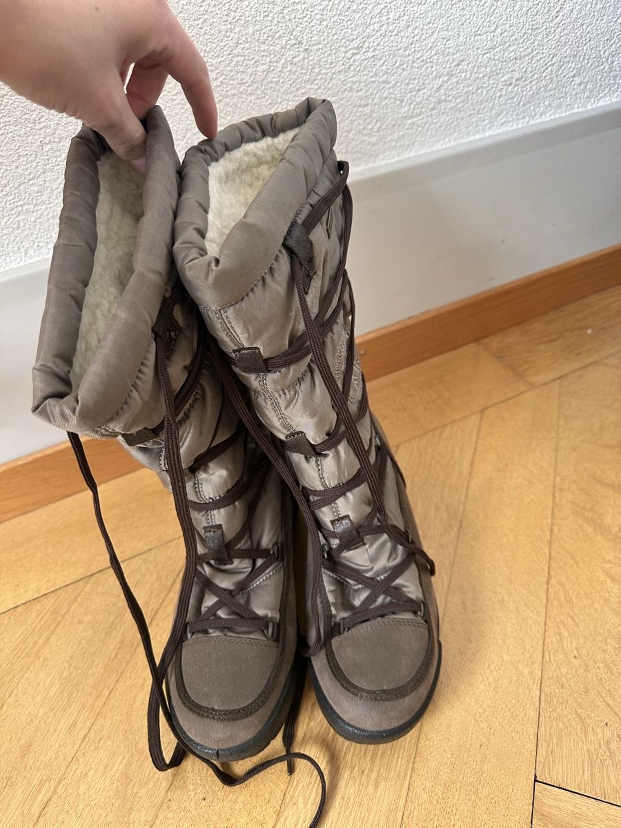 Scarpe da donna: Winterstiefel Schneeschuhe – Usato da Zürich venduto da sin_q2m2 1