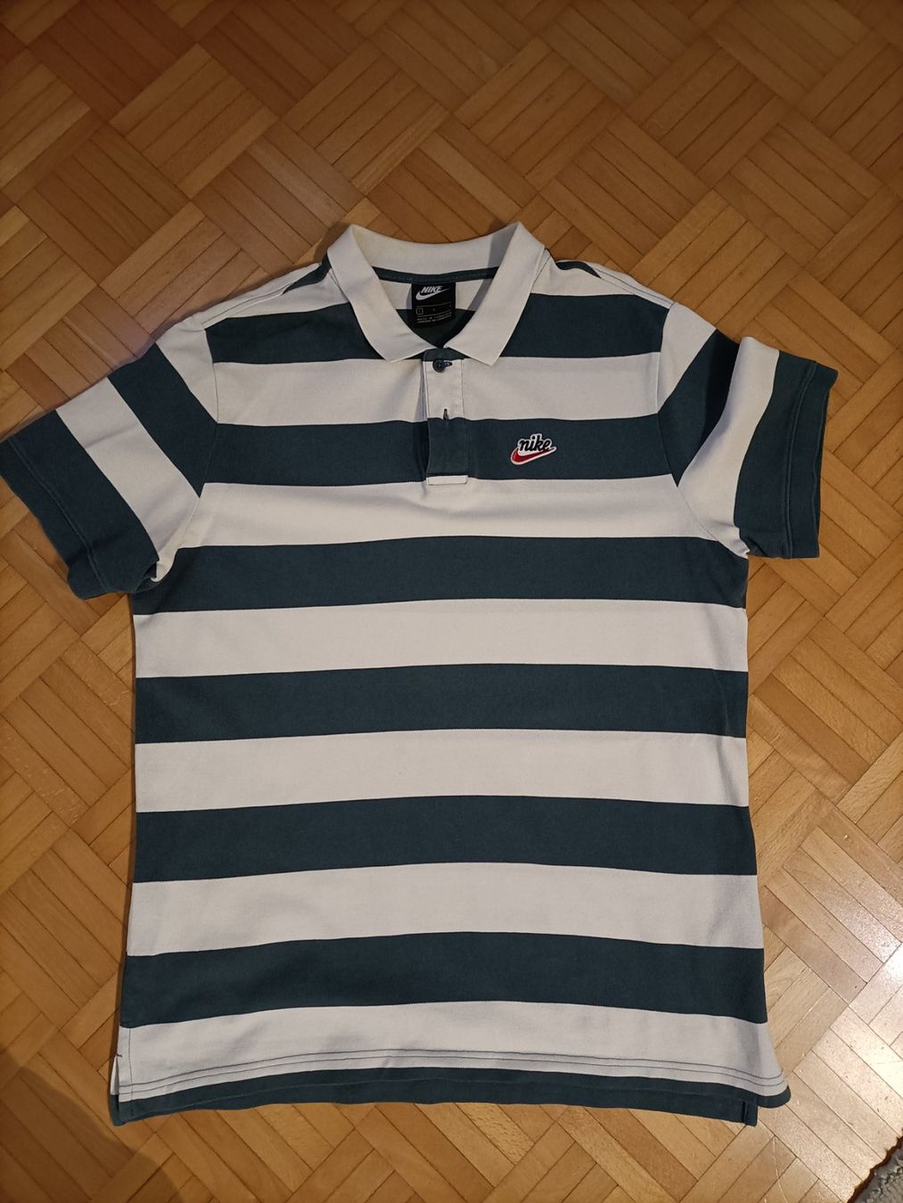Nike Magliette Polo: Poloshirt Nike Large – Usato da Rotkreuz venduto da Dima8