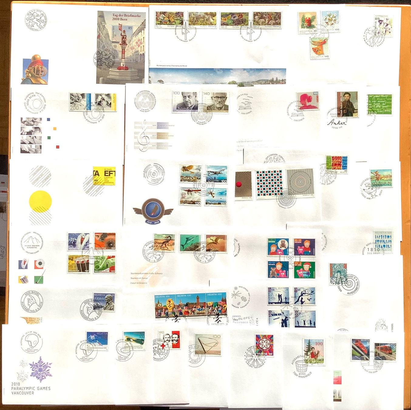 Tutti i francobolli: 2010 - Schweiz FDC Jahresausgabe – Nuovo (secondo la descrizione) da Liestal venduto da Skunk02