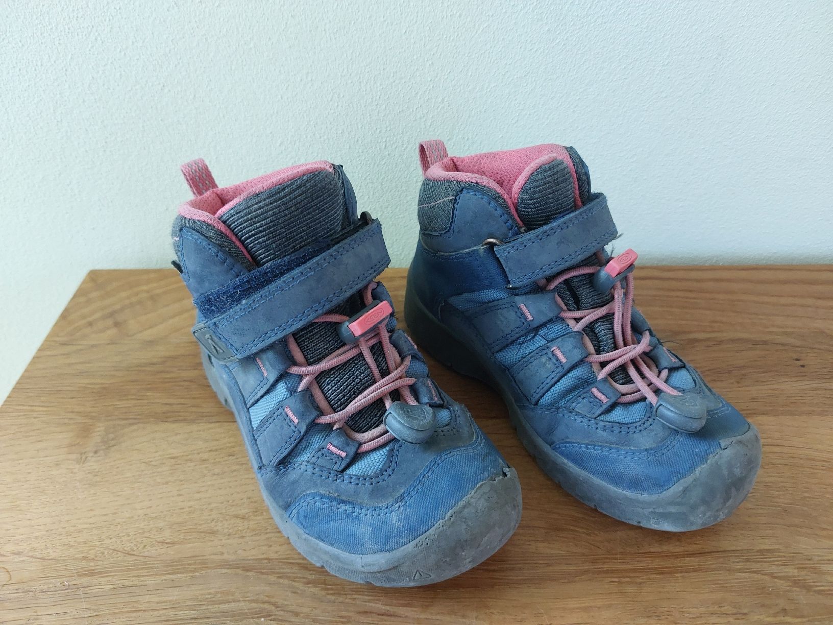 Keen Schuhe für Jungen: Wanderschuhe Gr. 27/28, KEEN – Gebraucht aus Auw von pet_fc8x