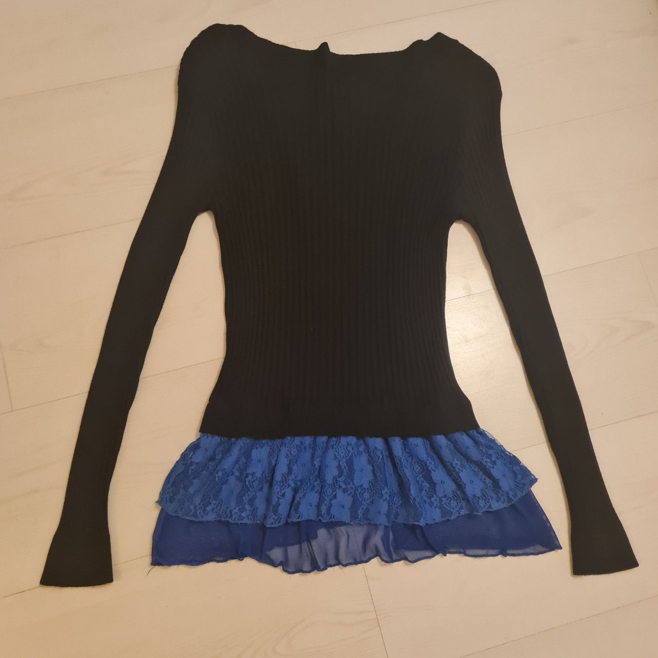 Maglioni & Felpe: Pullover mit Bluseneinsatz Gothic- Stil Grösse L – Usato da Lyss venduto da waldfee10 1