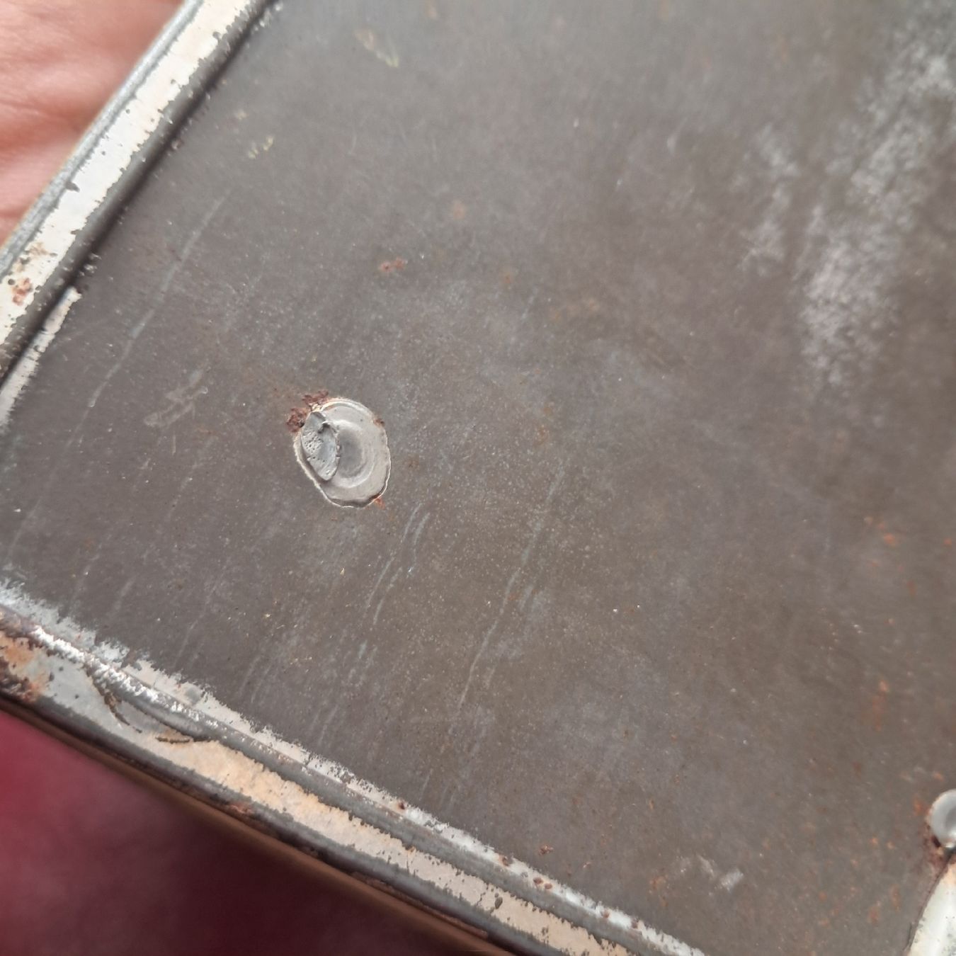 Autre vaisselle: Alte Blechdose mit Motiv nostalgisch gebraucht – D'occasion à Dietikon par una_y6wy 5