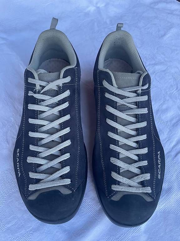Herrenschuhe: Scarpa Sneaker Mojito marca SCARPA mis 44 – Gebraucht aus Arzo von ema_q6g9