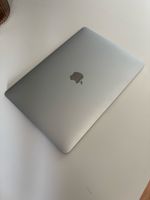 Apple MacBook Pro Laptop