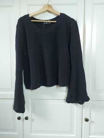 schwarzer Baumwoll-Strickpullover