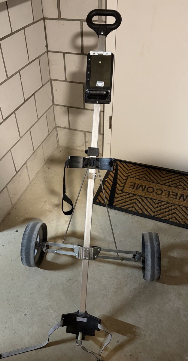 Trolley: Golf Trolley – Usato da Büetigen venduto da Bassist8