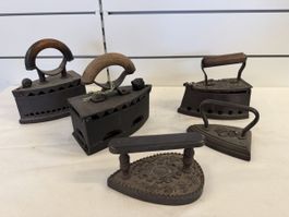 Ferssauchoirs anciens en fonte, lot de 5,