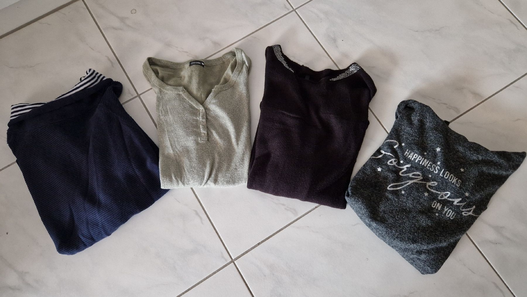 Lotti di vestiti: 4 Pullover/Langarmshirts Gr. S Herbst Winter Paket – Usato da Würenlos venduto da dan.ch
