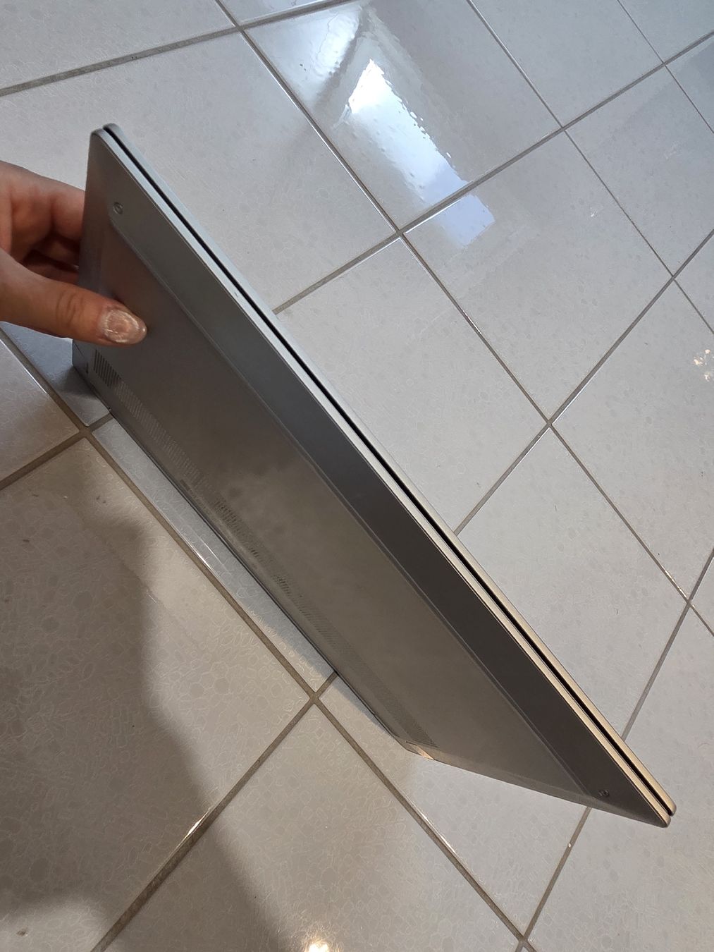 Notebook: Laptop – Difettoso da Oeschgen venduto da lendita1990 5