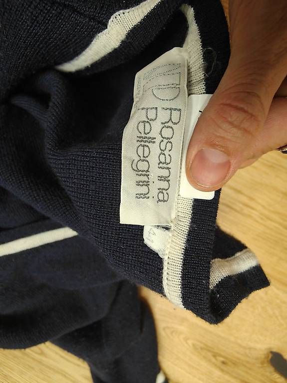 Vestes: Cardigans bleu marine – D'occasion à Bernex par -dyo- 1