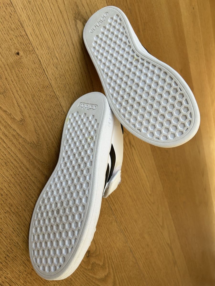 Adidas Scarpe per ragazzi: Adidas Sneakers Gr.34 – Nuovo (secondo la descrizione) da Rothrist venduto da szc_9dg5 4