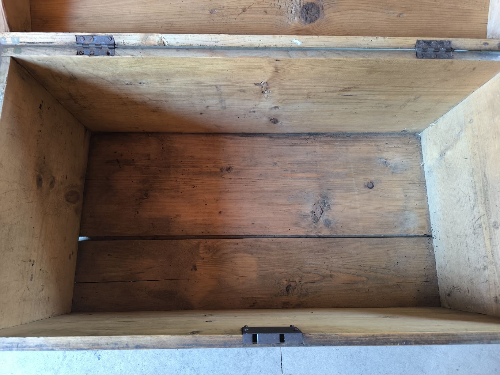 Coffres: Holztruhe – D'occasion à Untersteckholz par Rocky_B 2