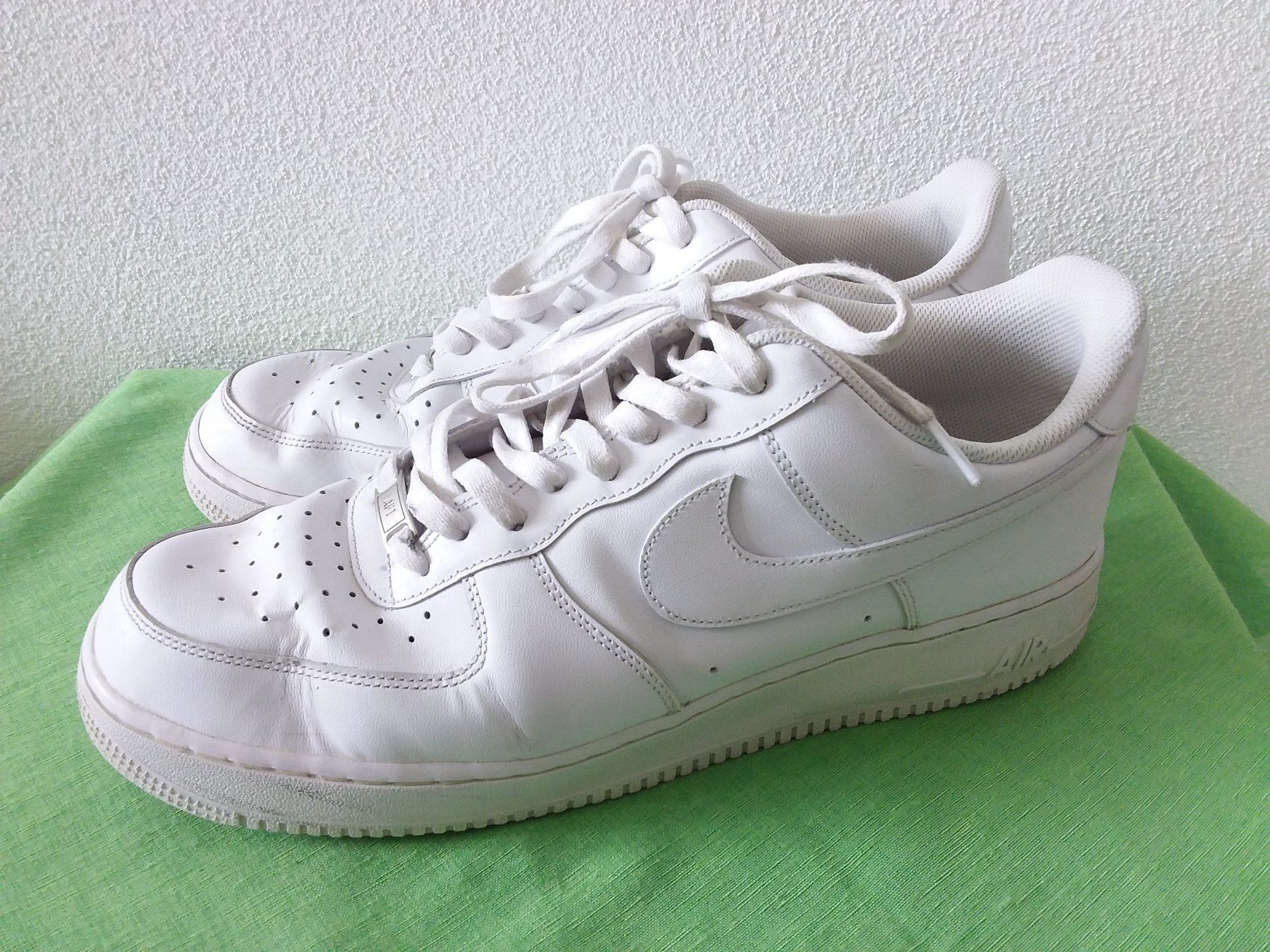 Nike Chaussures hommes: NIKE AIR FORCE 1, Gr 47 – D'occasion à Uitikon Waldegg par Risibisi7