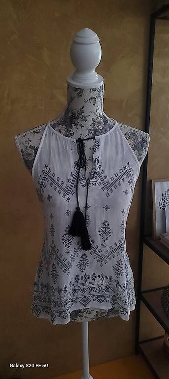 Camicette: Bluse Gr.S – Usato da Oberaach venduto da Svea11 4