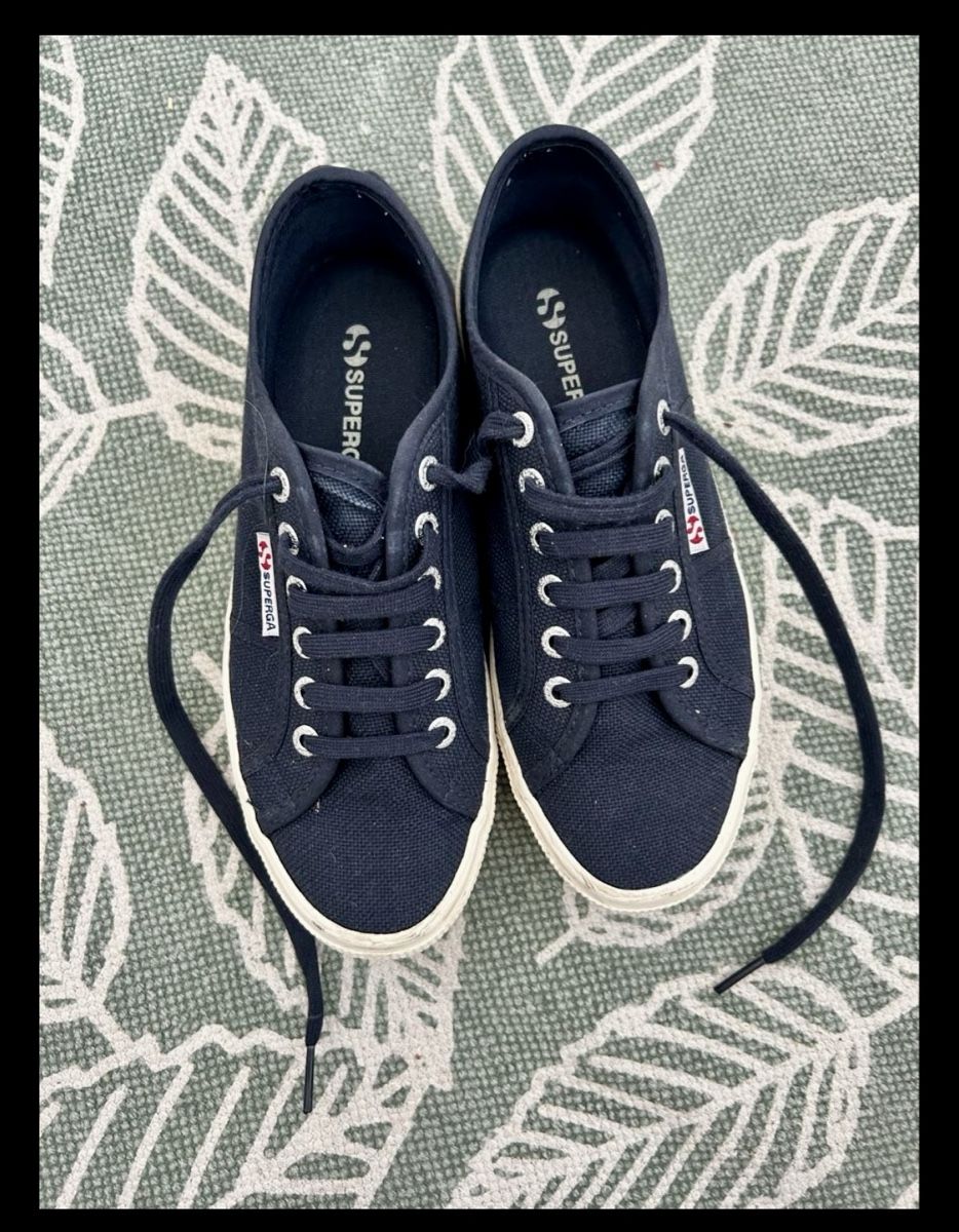 Superga Damenschuhe: Superga Plateauschuhe dunkelblau Gr. 37 – Gebraucht aus Winterthur von Guizza93